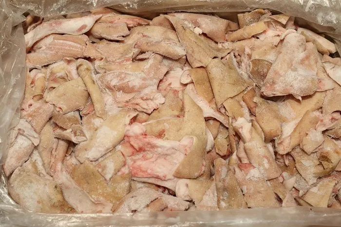 фотография продукта Шкура зажиренная свиная (от производ-ля)